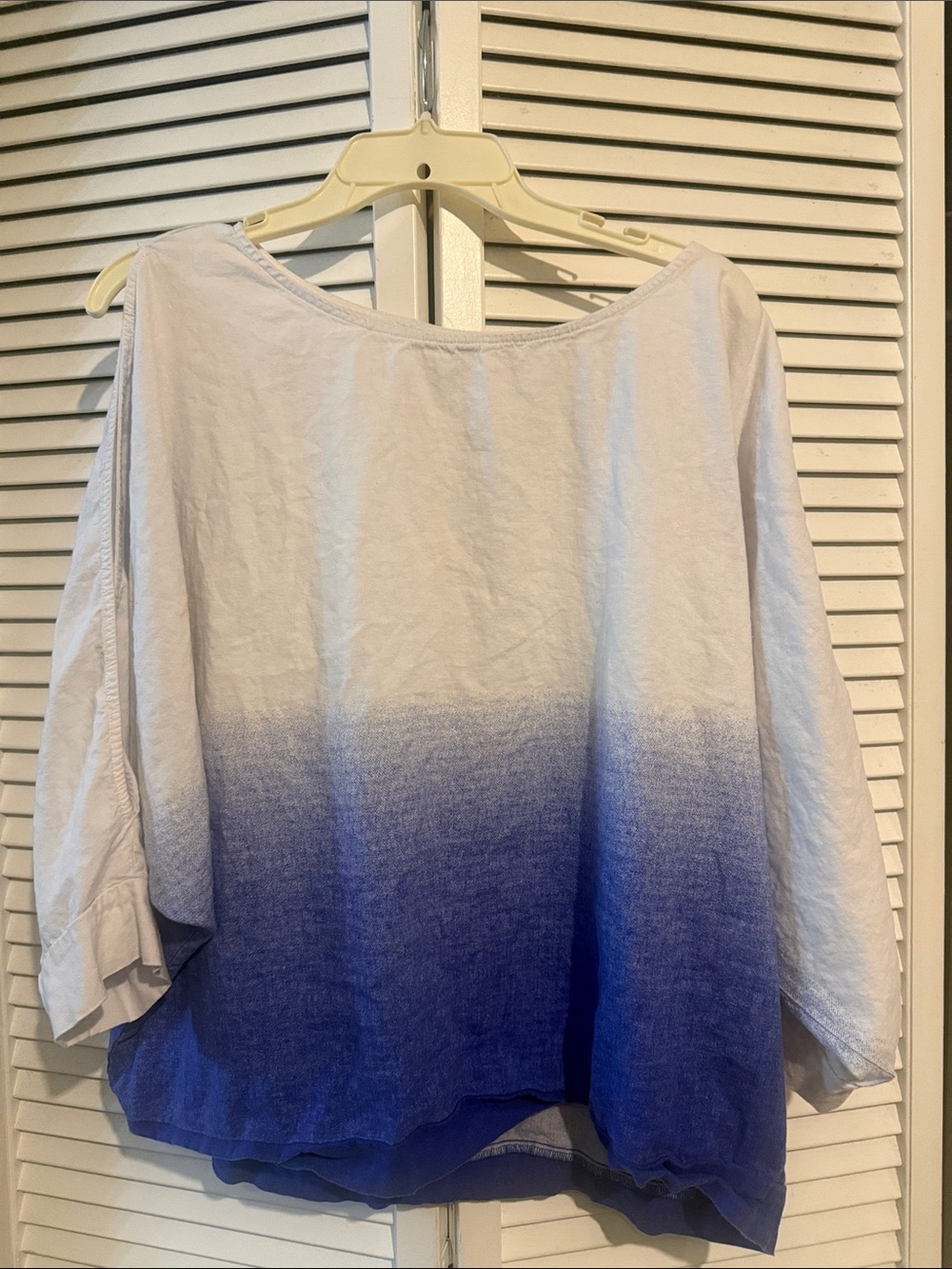 New York & Company White to Blue Ombre Boatneck Tunic